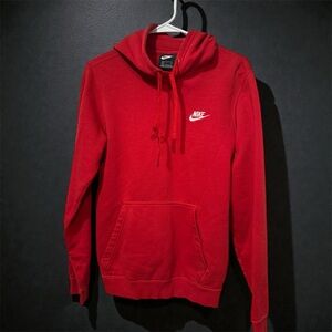 Nike Men's Vibrant Red Pullover Hoodie